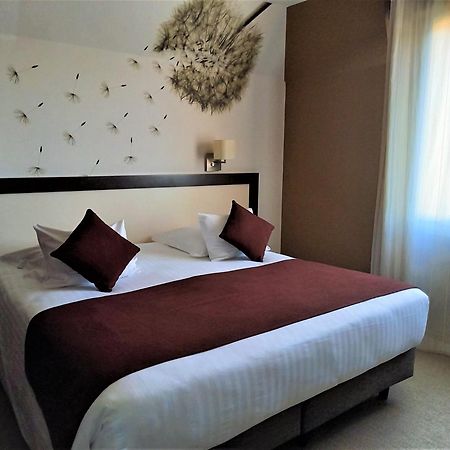 Quality Hotel La Marebaudiere Vannes Centre Exterior foto
