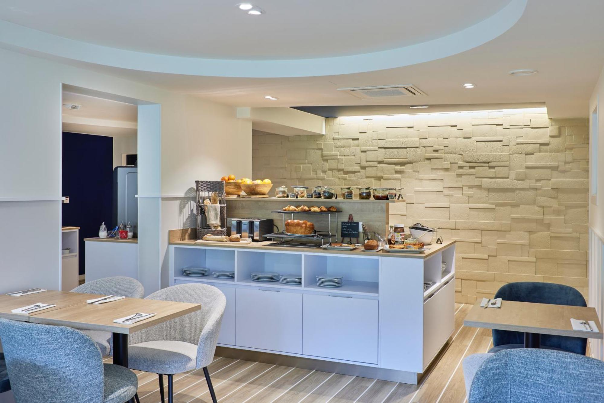 Quality Hotel La Marebaudiere Vannes Centre Exterior foto