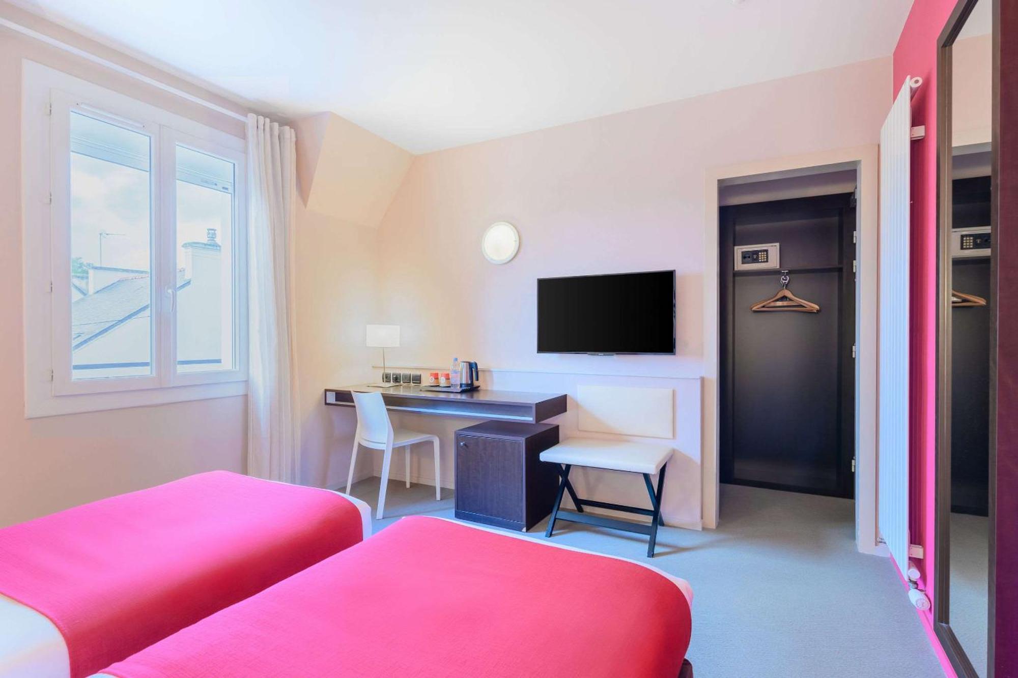 Quality Hotel La Marebaudiere Vannes Centre Exterior foto